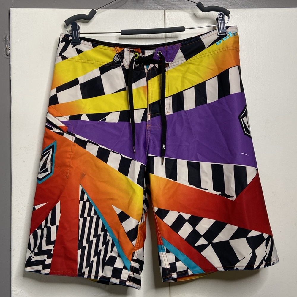 Volcom Board Shorts 34 Swimming Trunks VTG abstract Logo checkers red multi